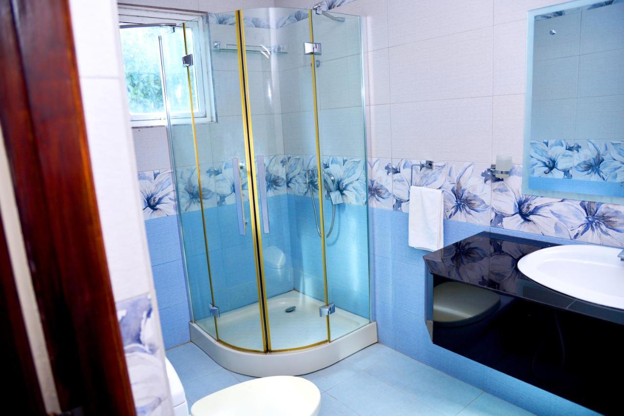 Little Villa Hotel Wadduwa Bagian luar foto